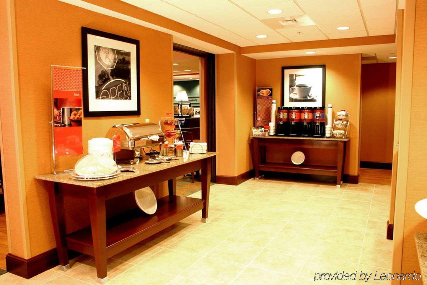 Hampton Inn Leesburg Tavares Restaurant photo